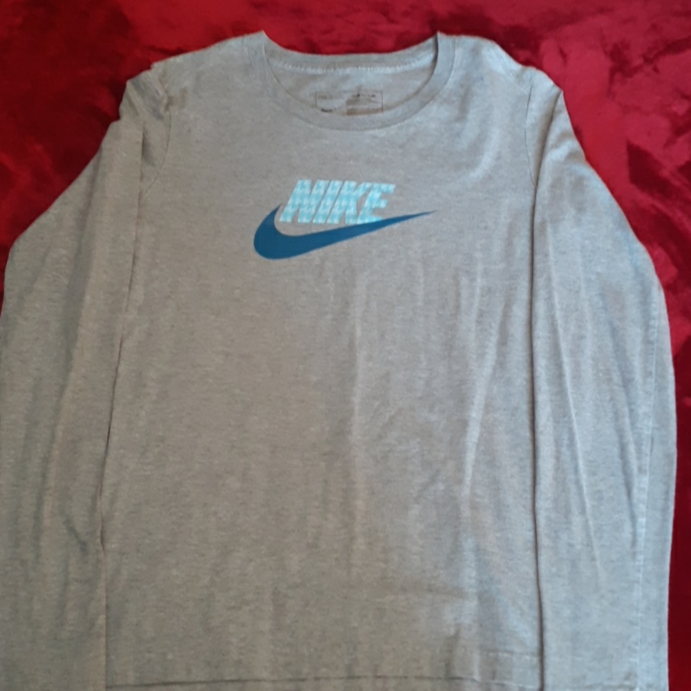 Nike shirt